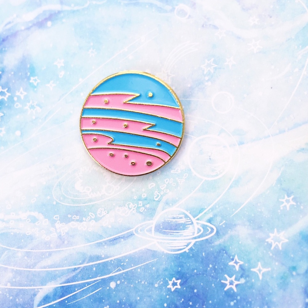 ✨ Aesthetic Sky Pin ✨